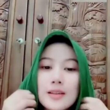 Bokep Vcs Hijab Cantik Meki Gurih Bikin Crot