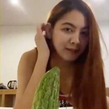 Cantik Colmek Brutal Pakai Paria Besar