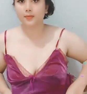 Evelin Bigo Seksi Bikin Nafsu