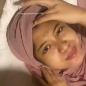 Hijab Ngewe Enjoy Kebangetan Nyembur Di Mulutnya