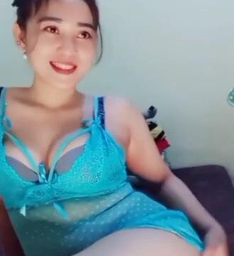 Imel Show Sexy Pake Baju Biru Digrepe