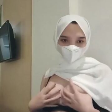 Jilbab Cantik Sange Remas Toket Di Puskesmas