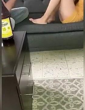 Ajak Cewek Mabok Dulu Baru Masuk Kamar