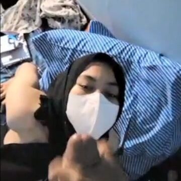 Ngentot Cewek Hijab Doyan Ngocok