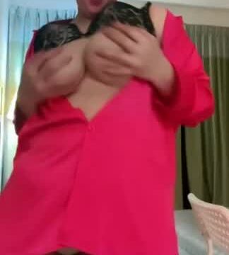 Tante Bunga Ngedance Show Keluarkan Nenen