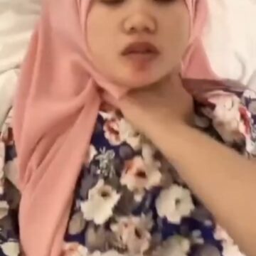 Ngentot Wanita Berhijab Pink