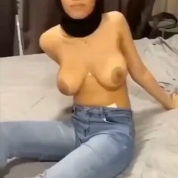 Koleksi Video Perselingkuhan Bilqis Hijab