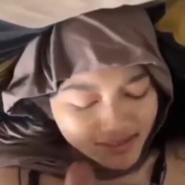 Widya Cewek Hijab Manis Pasrah Diewe Pacar